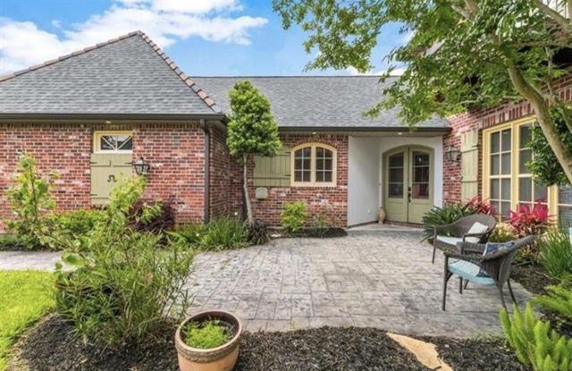 908 Chartres Street, Lake Charles, LA 70605