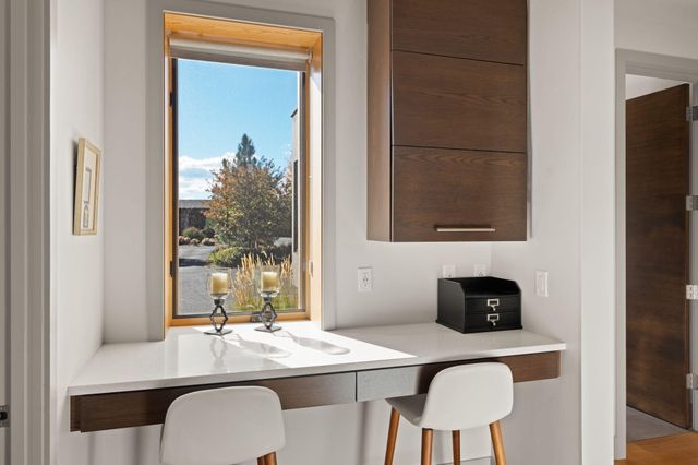 61612 Hosmer Lake Drive, Bend, OR 97702