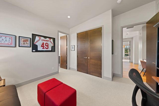 61612 Hosmer Lake Drive, Bend, OR 97702