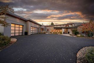 61612 Hosmer Lake Drive, Bend, OR 97702