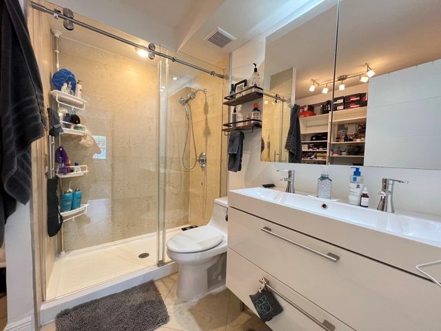 2900 NE 30th Street G-1, Fort Lauderdale, FL 33306