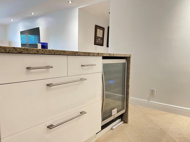 2900 NE 30th Street G-1, Fort Lauderdale, FL 33306