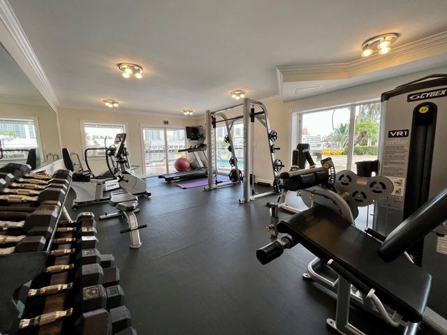 2900 NE 30th Street G-1, Fort Lauderdale, FL 33306