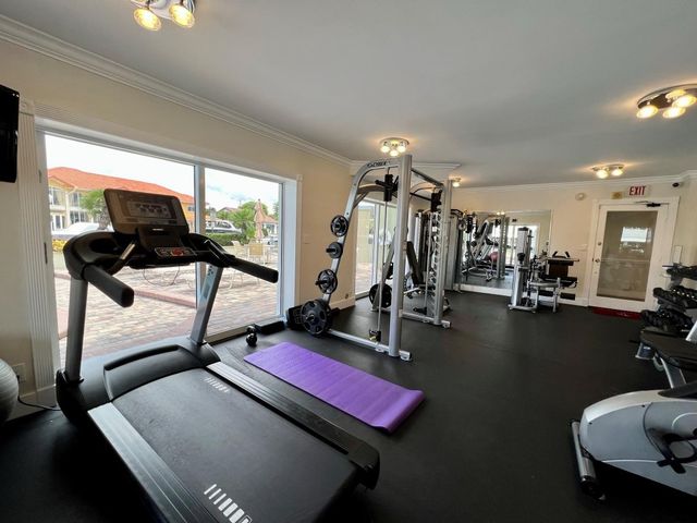 2900 NE 30th Street G-1, Fort Lauderdale, FL 33306