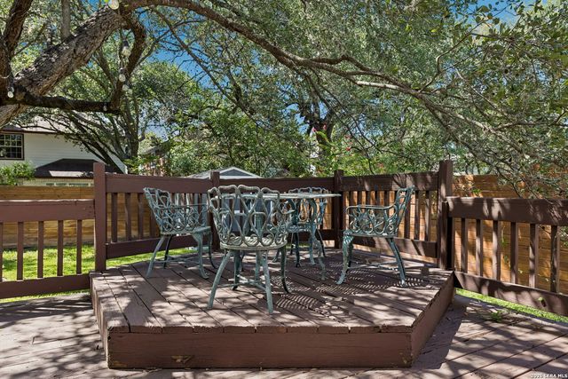 2123 MOLLYS WAY DR, San Antonio, TX 78232
