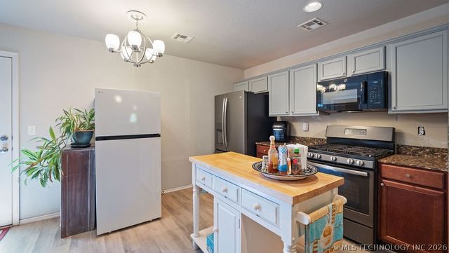 11420 E 110th Street N, Owasso, OK 74055