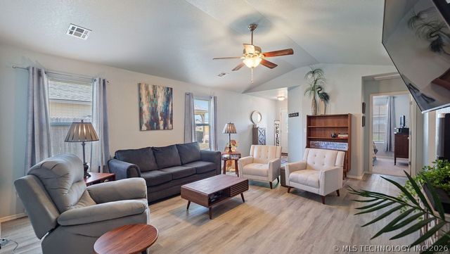 11420 E 110th Street N, Owasso, OK 74055