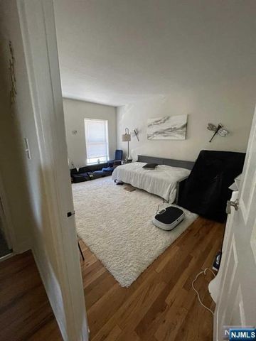 280-320 Oak Street 300 D, Ridgewood, NJ 07450