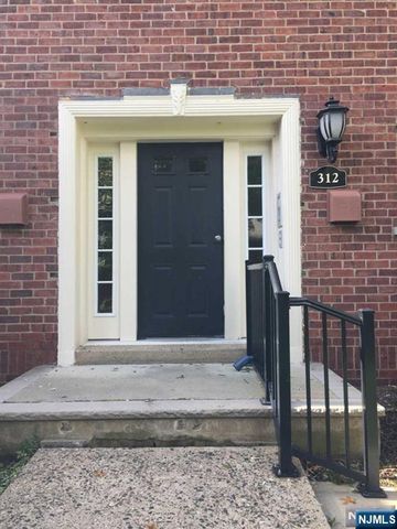 280-320 Oak Street 300 D, Ridgewood, NJ 07450