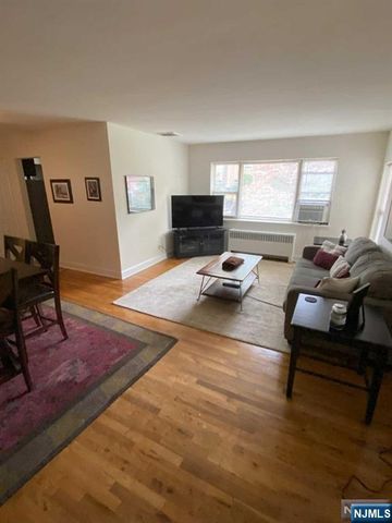 280-320 Oak Street 300 D, Ridgewood, NJ 07450