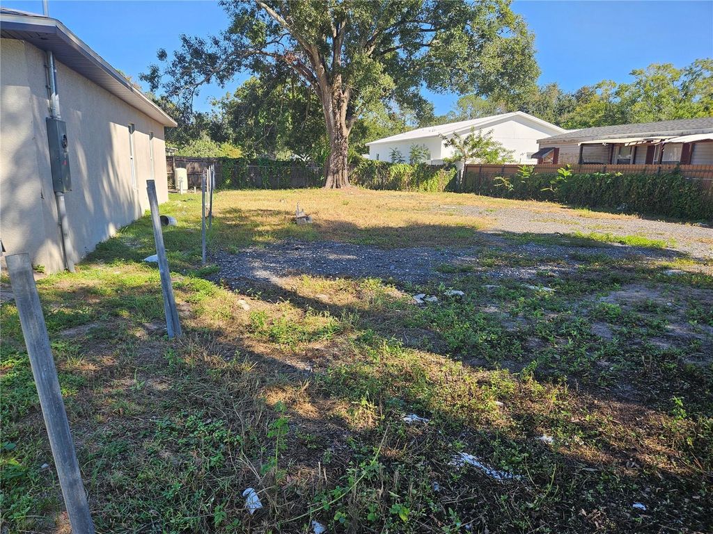 12321 CAMBRIDGE AVENUE, Tampa, FL 33624