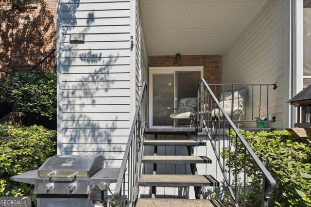 6700 Roswell Road 31B, Atlanta, GA 30328