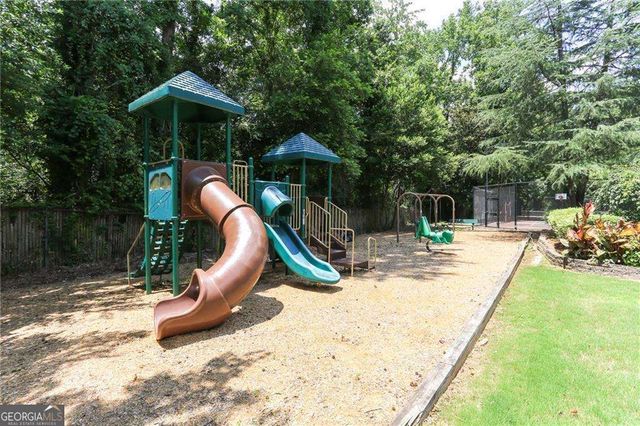 6700 Roswell Road 31B, Atlanta, GA 30328