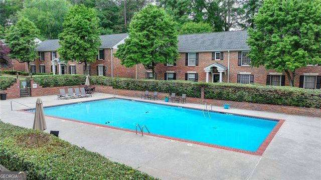6700 Roswell Road 31B, Atlanta, GA 30328