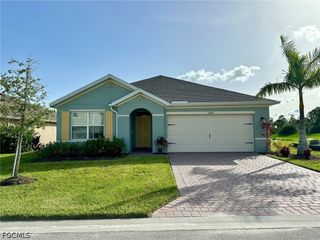 18569 Marlin Kite LN, North Fort Myers, FL 33917