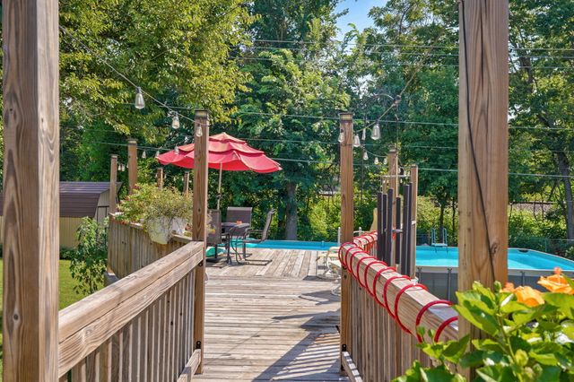 942 S Greentree Avenue, Springfield, MO 65809