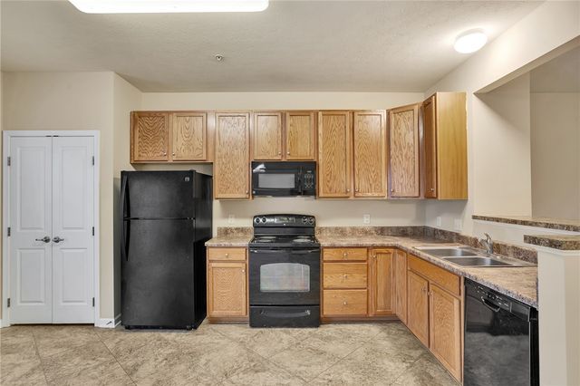 620 Fairgate Dr, Pine Twp, PA 15090