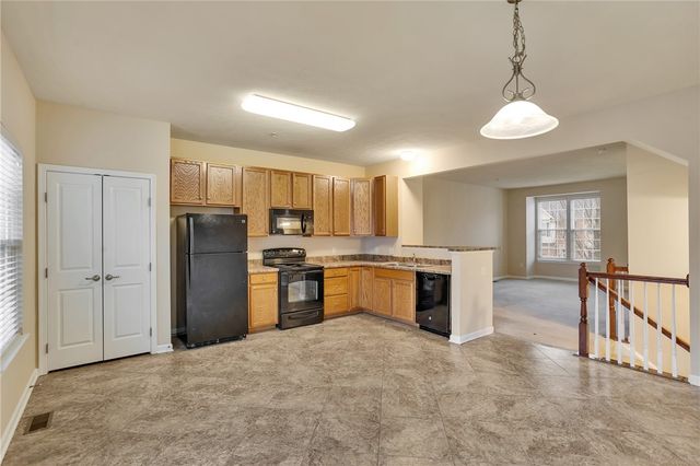 620 Fairgate Dr, Pine Twp, PA 15090