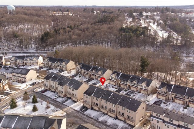 620 Fairgate Dr, Pine Twp, PA 15090