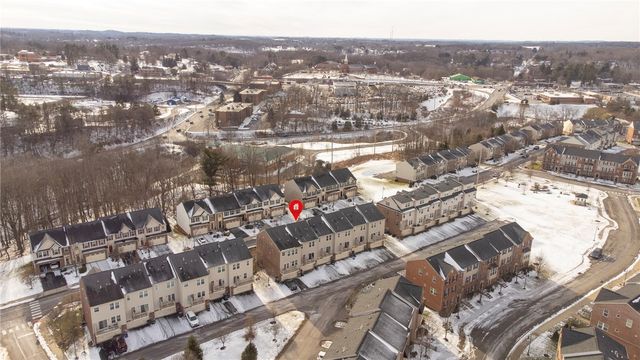 620 Fairgate Dr, Pine Twp, PA 15090