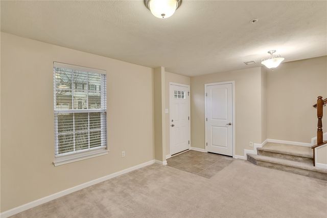 620 Fairgate Dr, Pine Twp, PA 15090