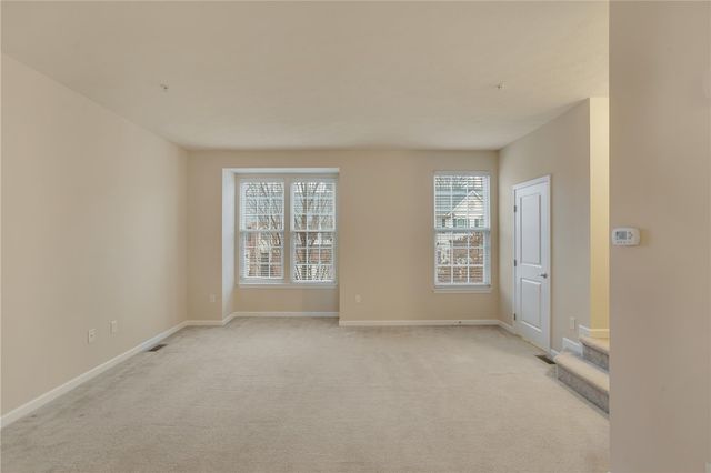 620 Fairgate Dr, Pine Twp, PA 15090