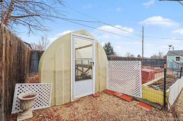 1118 Mobile Street, Aurora, CO 80011