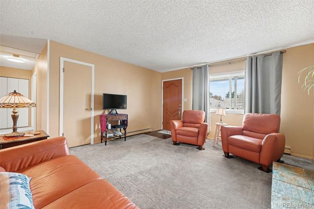 1118 Mobile Street, Aurora, CO 80011