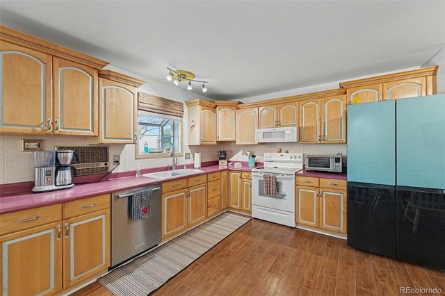 1118 Mobile Street, Aurora, CO 80011