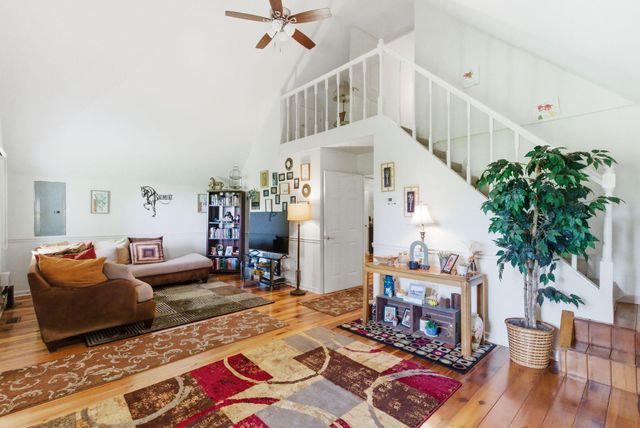 574 Powers Road, Frenchburg, KY 40322