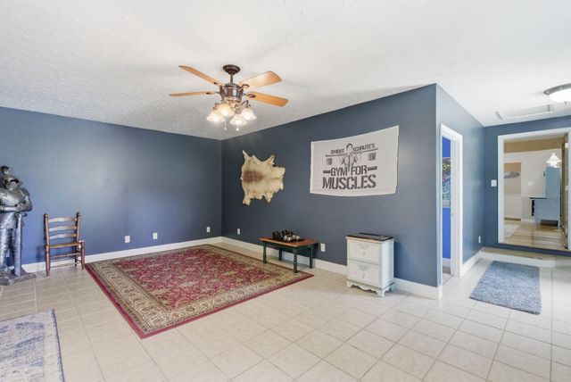 574 Powers Road, Frenchburg, KY 40322