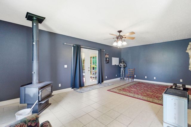 574 Powers Road, Frenchburg, KY 40322