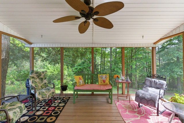574 Powers Road, Frenchburg, KY 40322