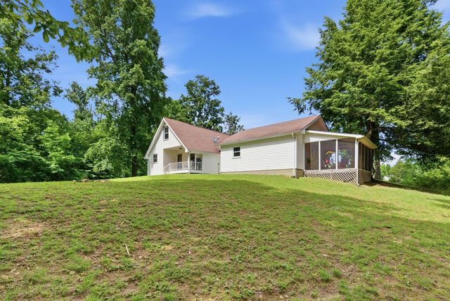 574 Powers Road, Frenchburg, KY 40322
