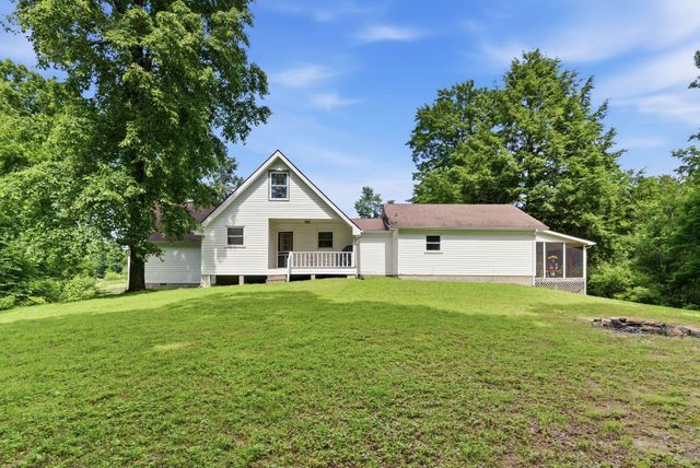 574 Powers Road, Frenchburg, KY 40322