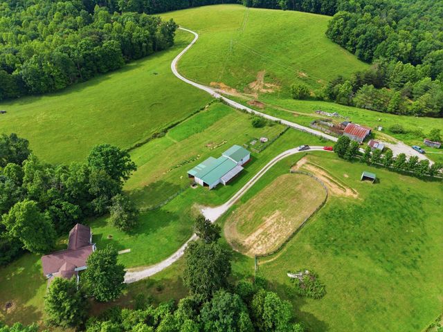 574 Powers Road, Frenchburg, KY 40322