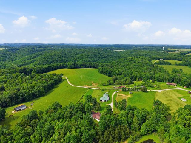 574 Powers Road, Frenchburg, KY 40322