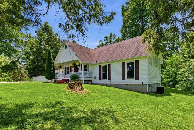 574 Powers Road, Frenchburg, KY 40322
