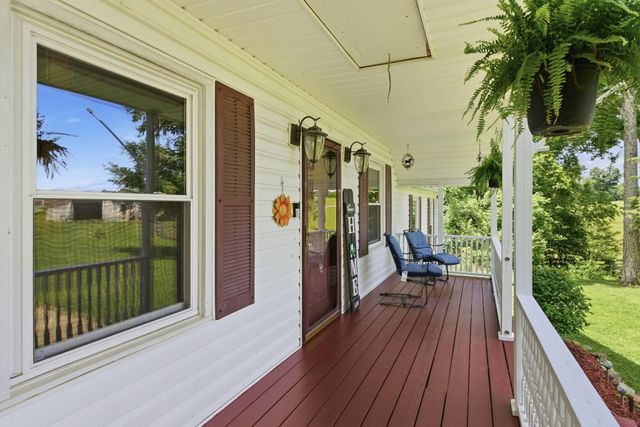 574 Powers Road, Frenchburg, KY 40322