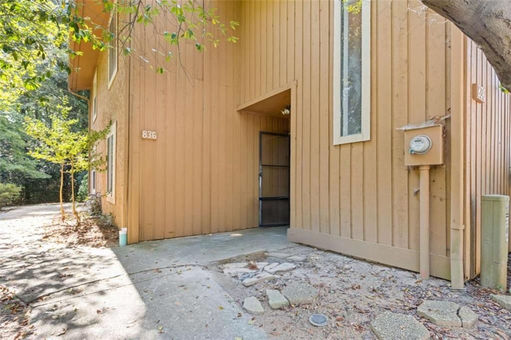 836 Lake Hollow Boulevard, Marietta, GA 30064