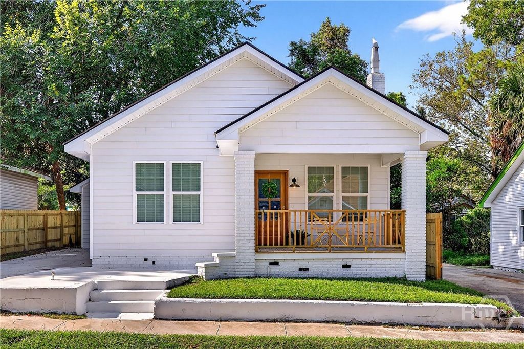 Image 1 of property listing at 1223 E 38th Street, Savannah, GA 31404