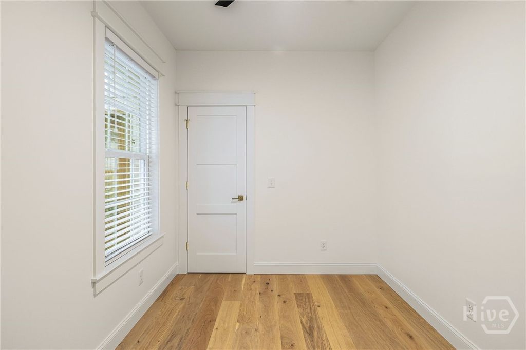 Image 12 of property listing at 1223 E 38th Street, Savannah, GA 31404
