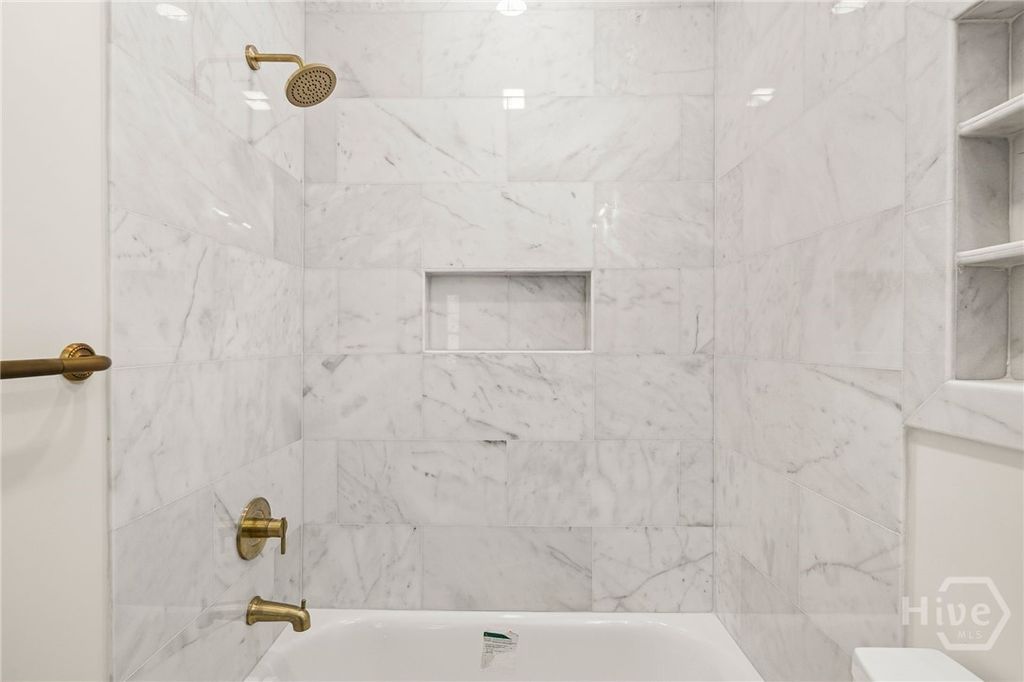 Image 17 of property listing at 1223 E 38th Street, Savannah, GA 31404