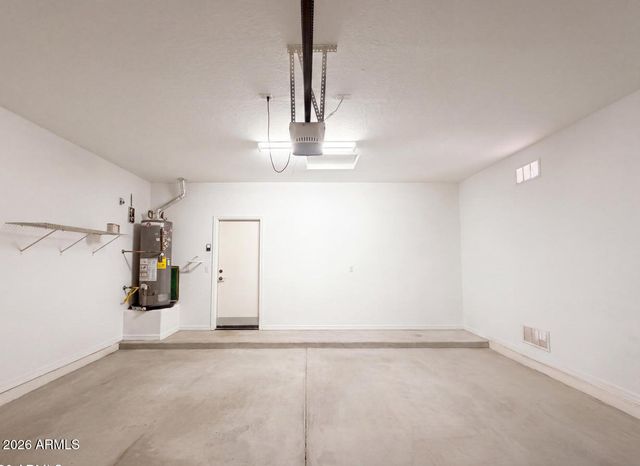 606 W BEAUTIFUL Lane, Phoenix, AZ 85041