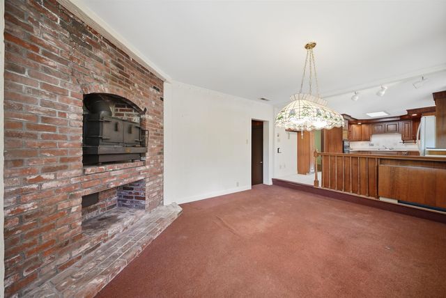 80 Webster Street, Milford, NH 03055