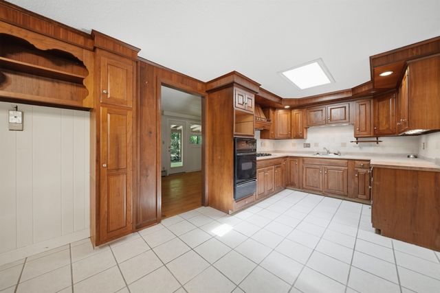 80 Webster Street, Milford, NH 03055