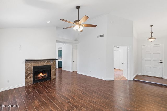 1623 W CITATION Lane, Chandler, AZ 85224