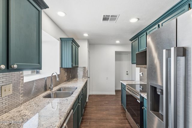 1623 W CITATION Lane, Chandler, AZ 85224