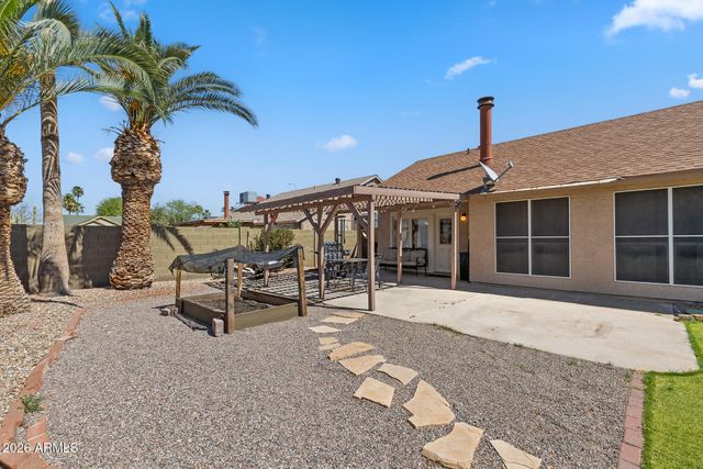 1623 W CITATION Lane, Chandler, AZ 85224