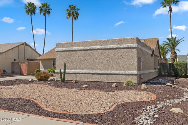 1623 W CITATION Lane, Chandler, AZ 85224